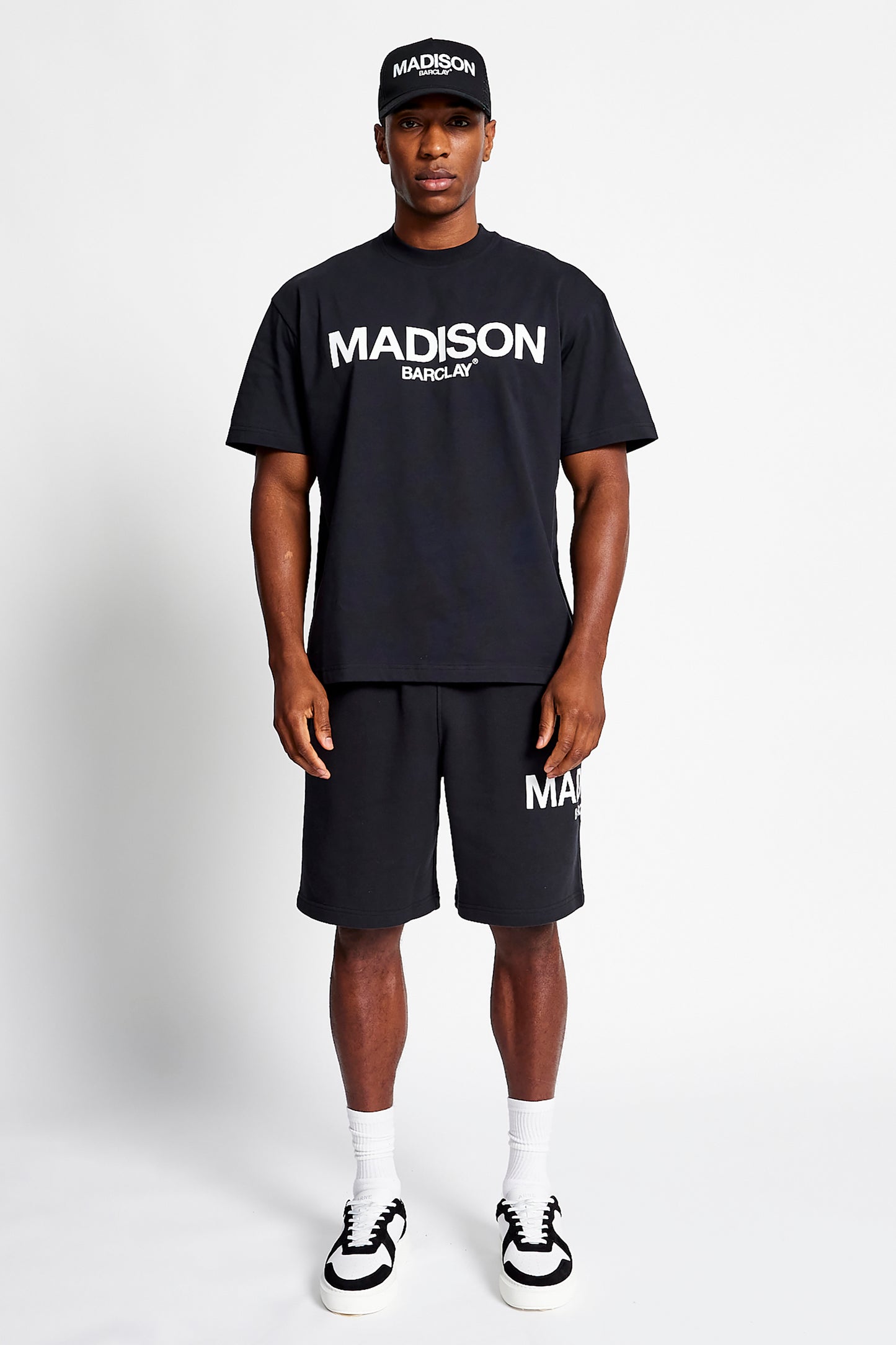 Ocean Av T-Shirt - Black