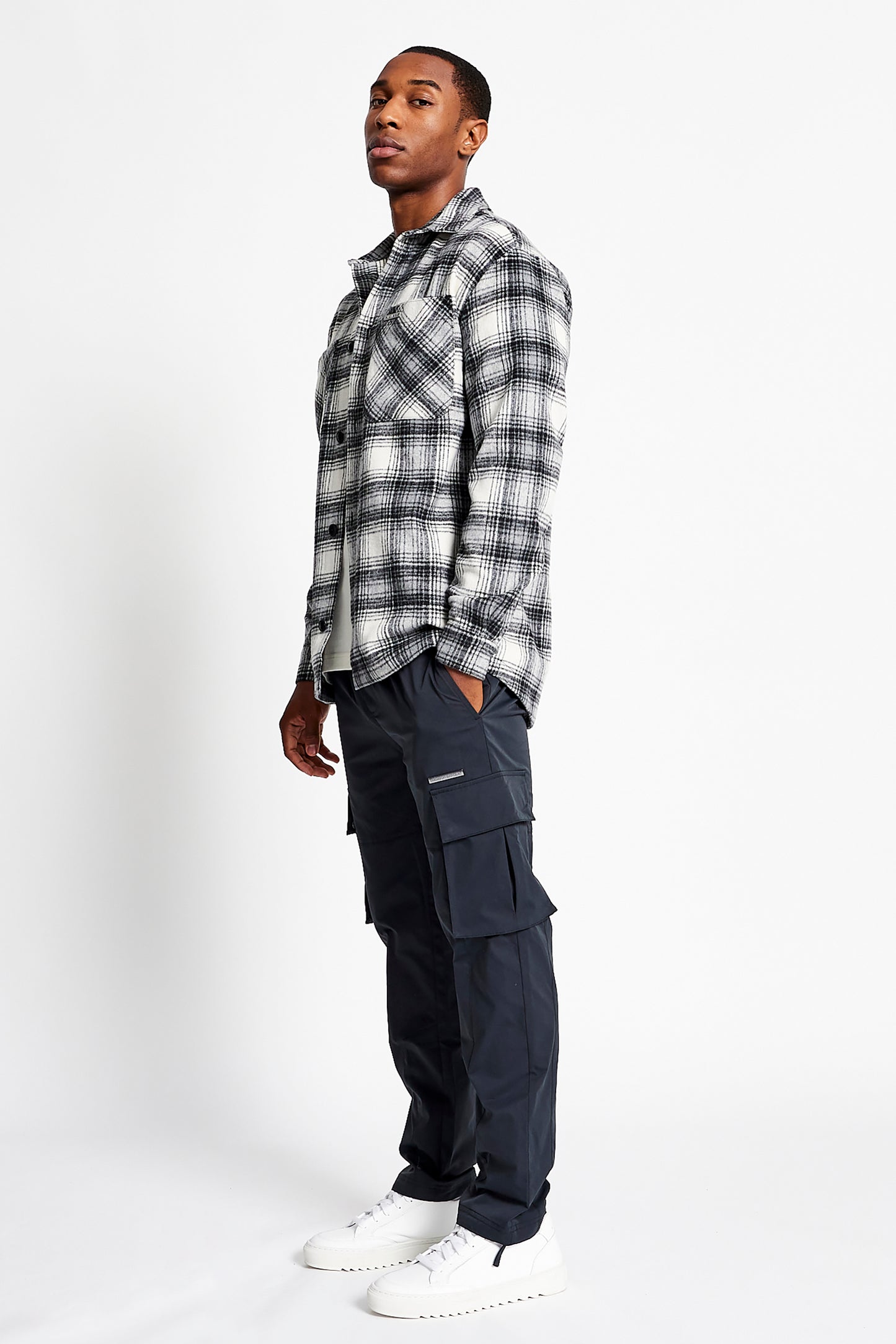 Wall St Flannel Shirt - Light - Black / White