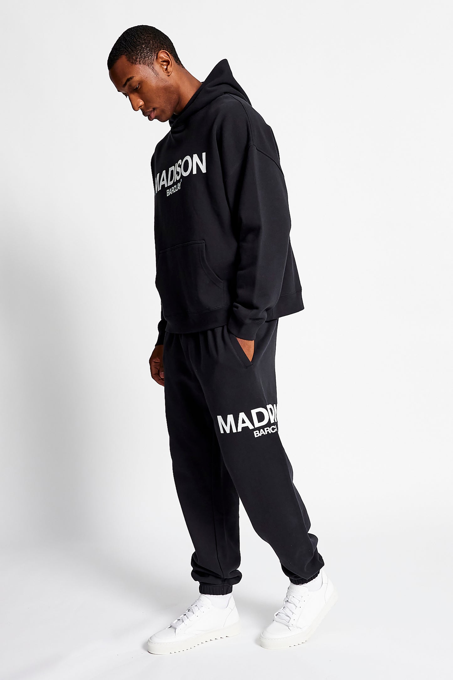 Ocean Av Hoodie - Black