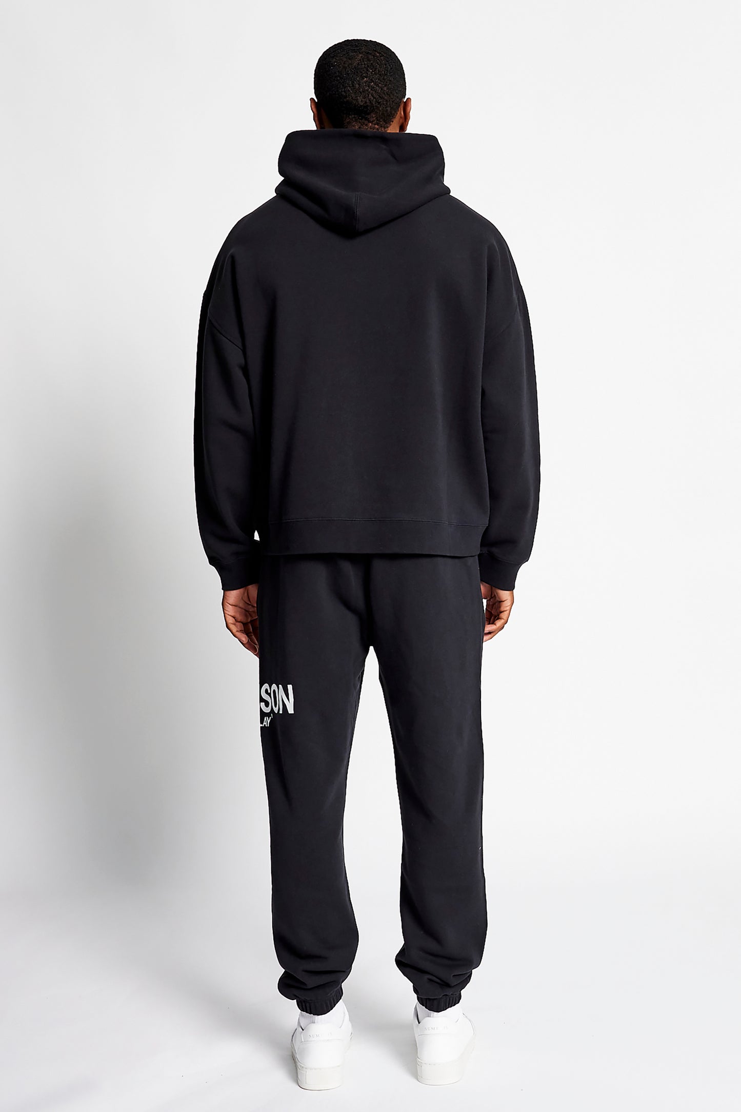 Ocean Av Hoodie - Black