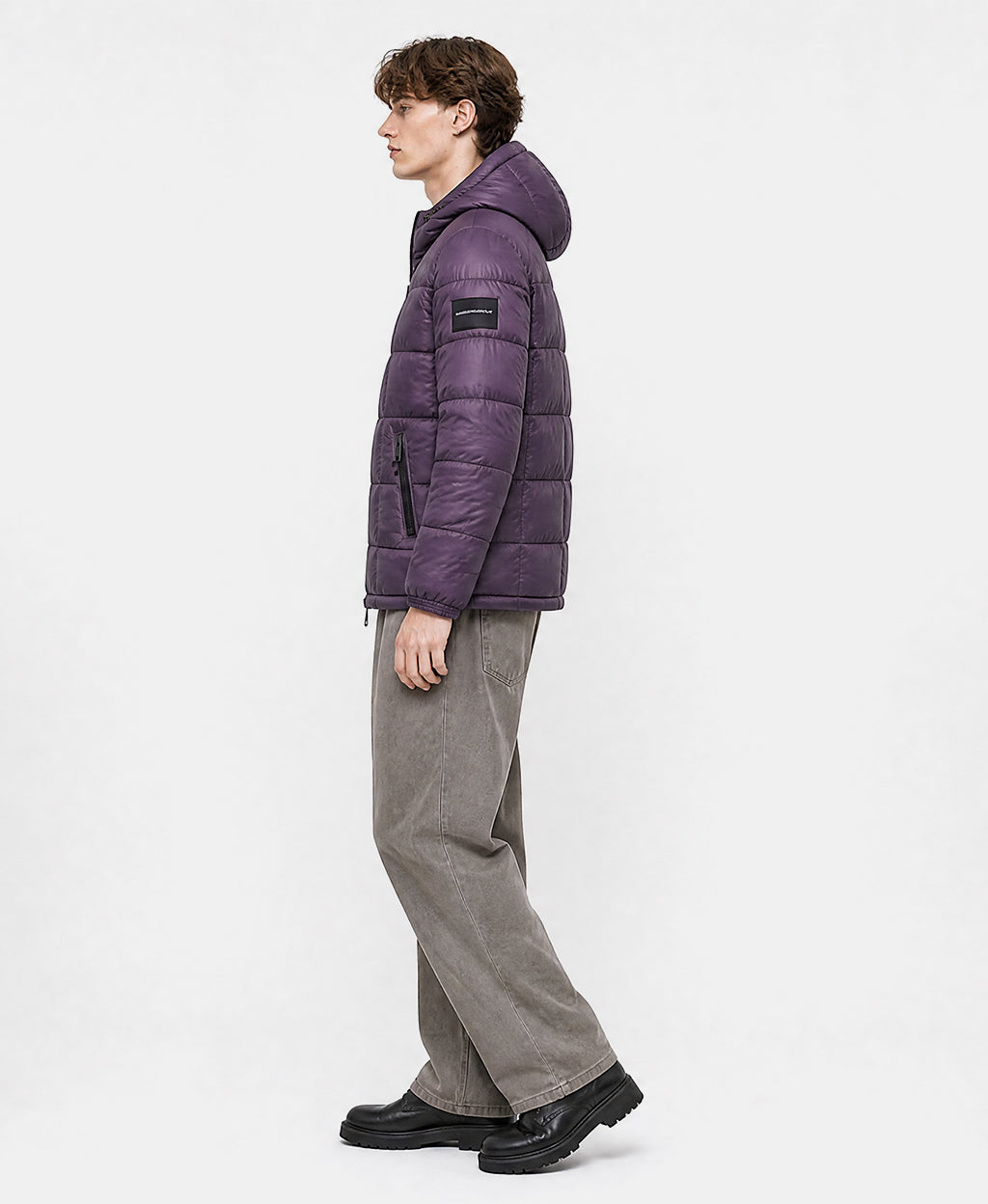 MB130 - Plum